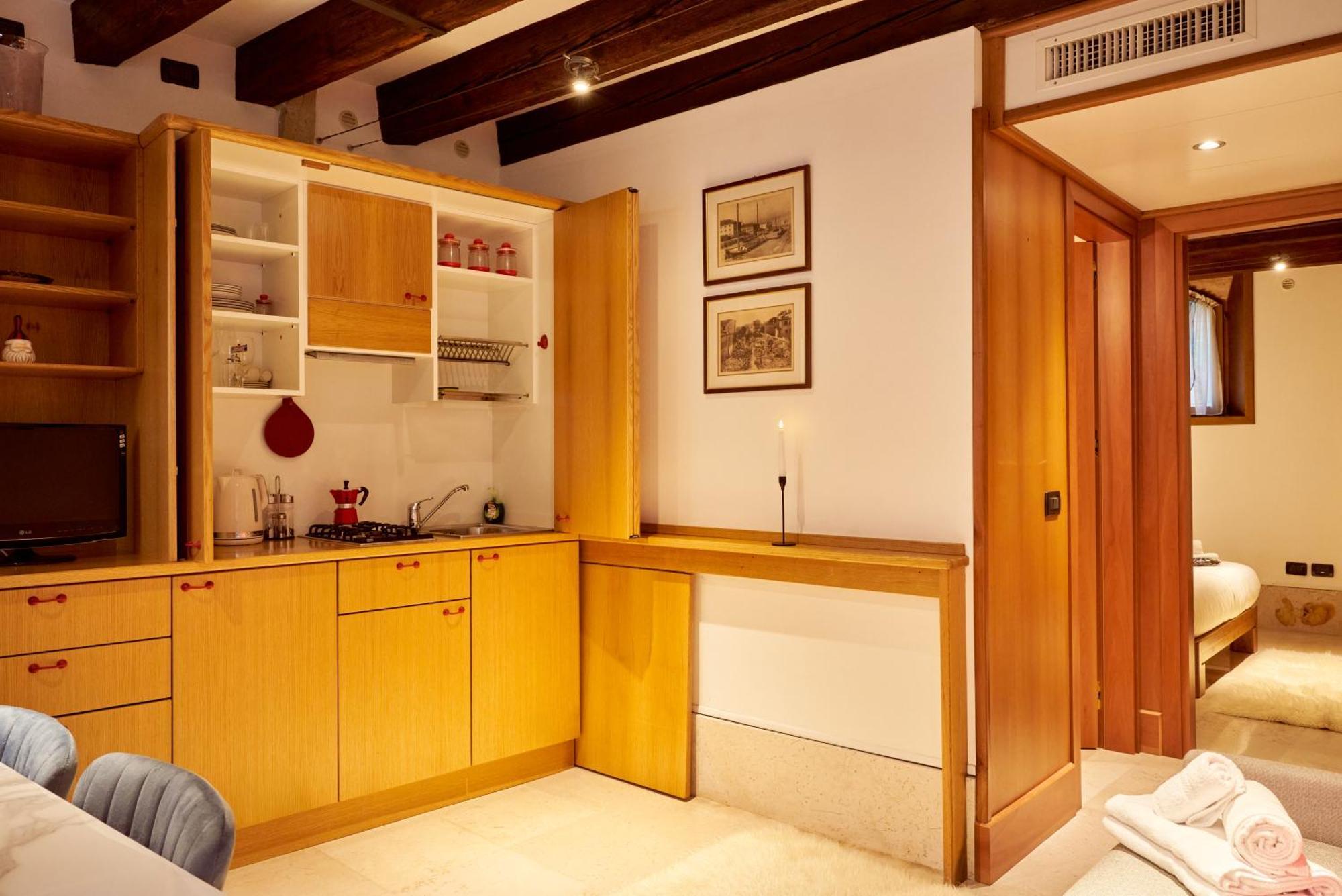 Nama Boutique Residence Венеция Екстериор снимка